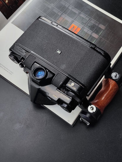 Pentax 67 TTL no MUP with Wood Grip