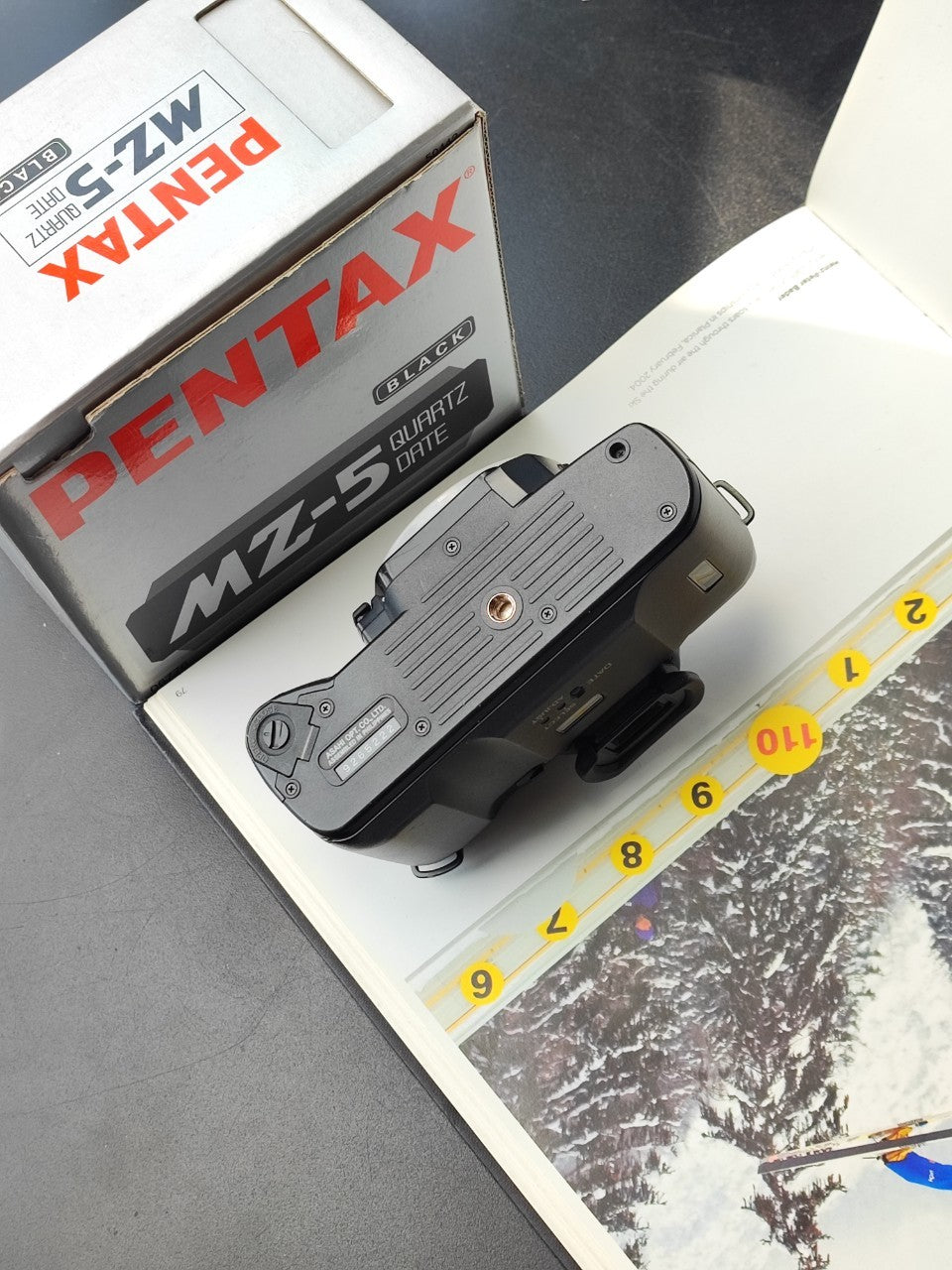 Pentax MZ-5 with box
