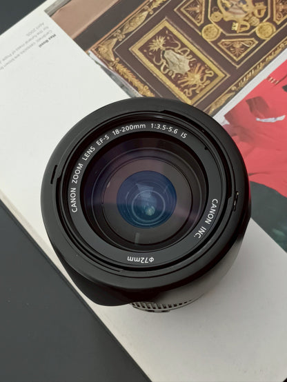 Canon Zoom Lens EF-S 18-200mm F3.5-5.6 IS