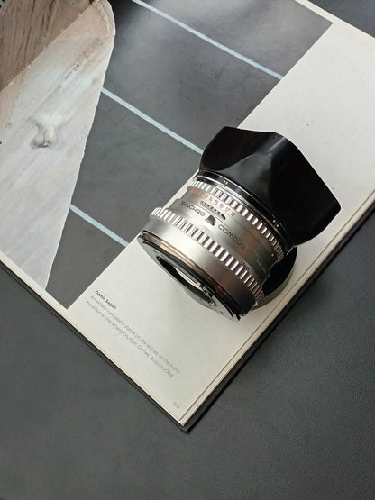 Hasselblad Carl Zeiss Planar 80mm F2.8 C with hood