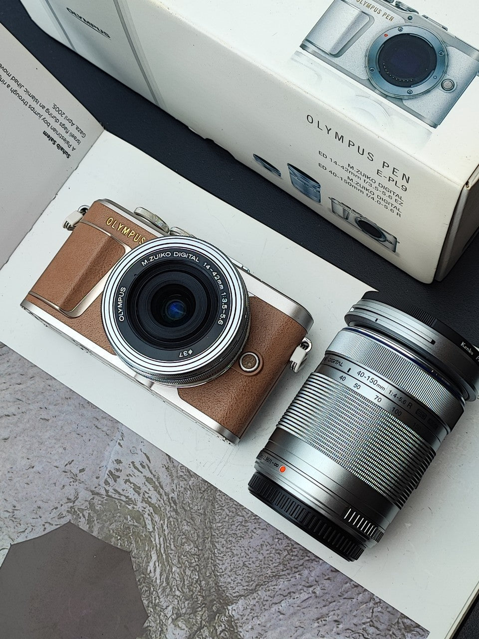 Used Olympus Pen Lite E-PL9 with 2 lenses Digital Camera