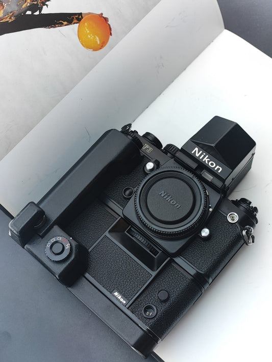 Nikon F3 Action Finder with MD-4