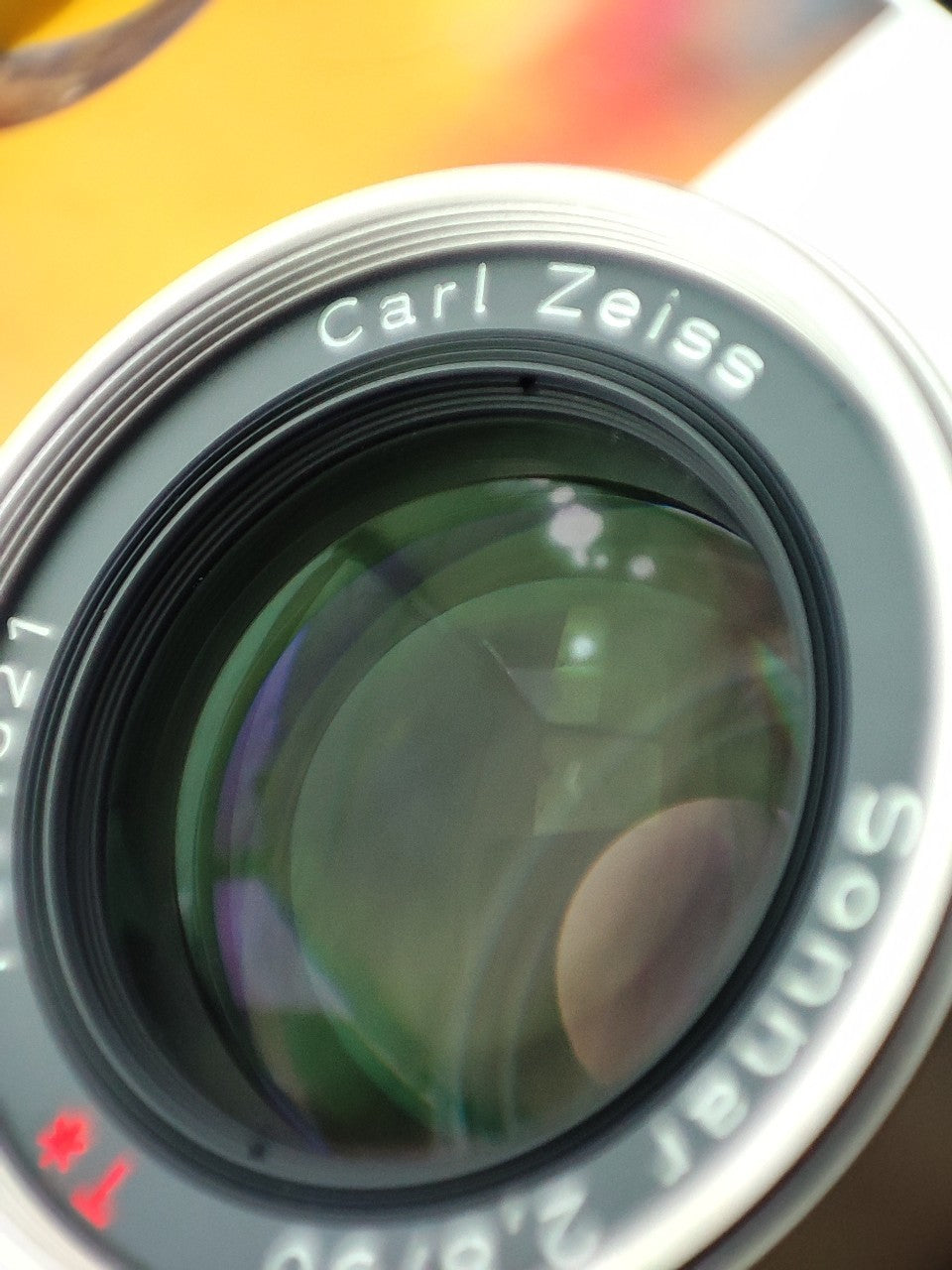 Carl Zeiss Sonnar 90mm F2.8 T*