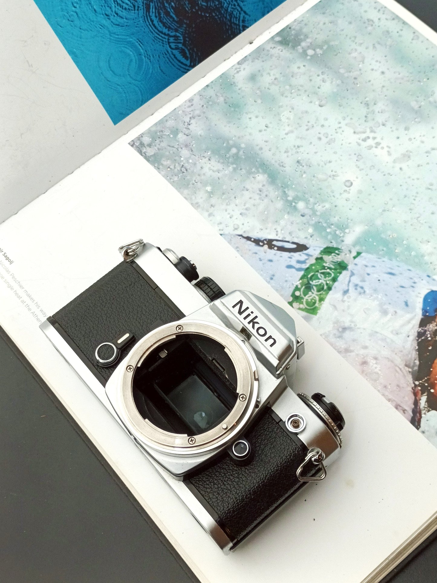 Nikon FE silver body