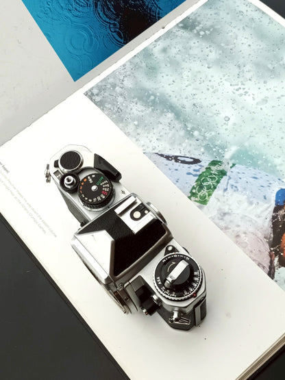 Nikon FE silver body