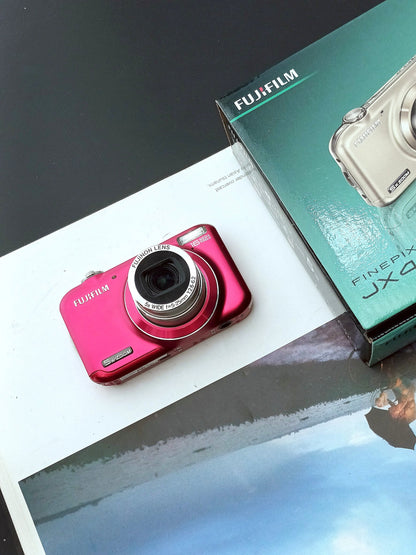 Used FujiFilm Finepix JX400 Digital Camera