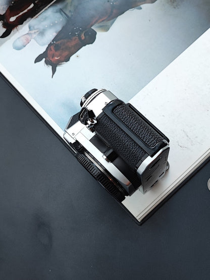Nikon FE2 Silver body