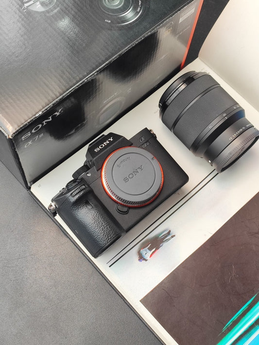 SONY α7III ILCE-7M3K with lens