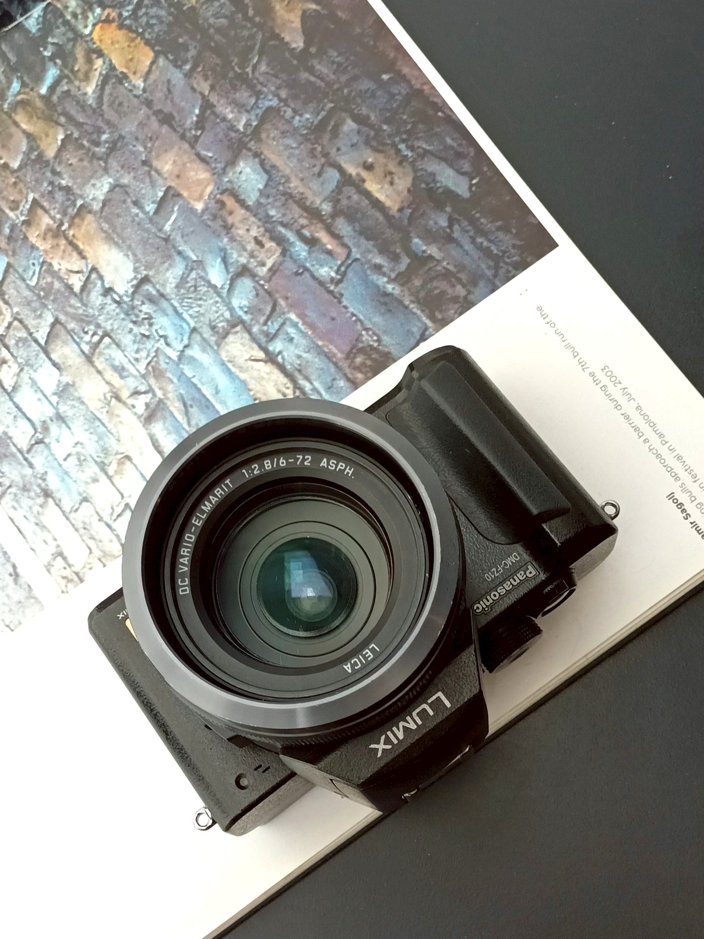 Used Panasonic Lumix DMC-FZ10 Digital Camera [JPN only]