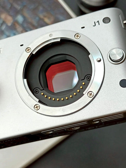 Used Nikon 1 J1 silver with 30-110mm F3.8-5.6 [No charger]