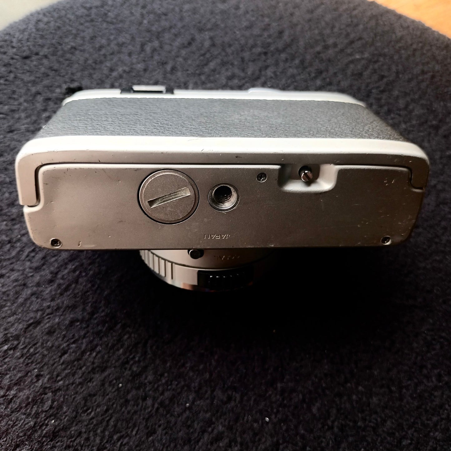 [Sold as-is] Konica C35 Flashmatic