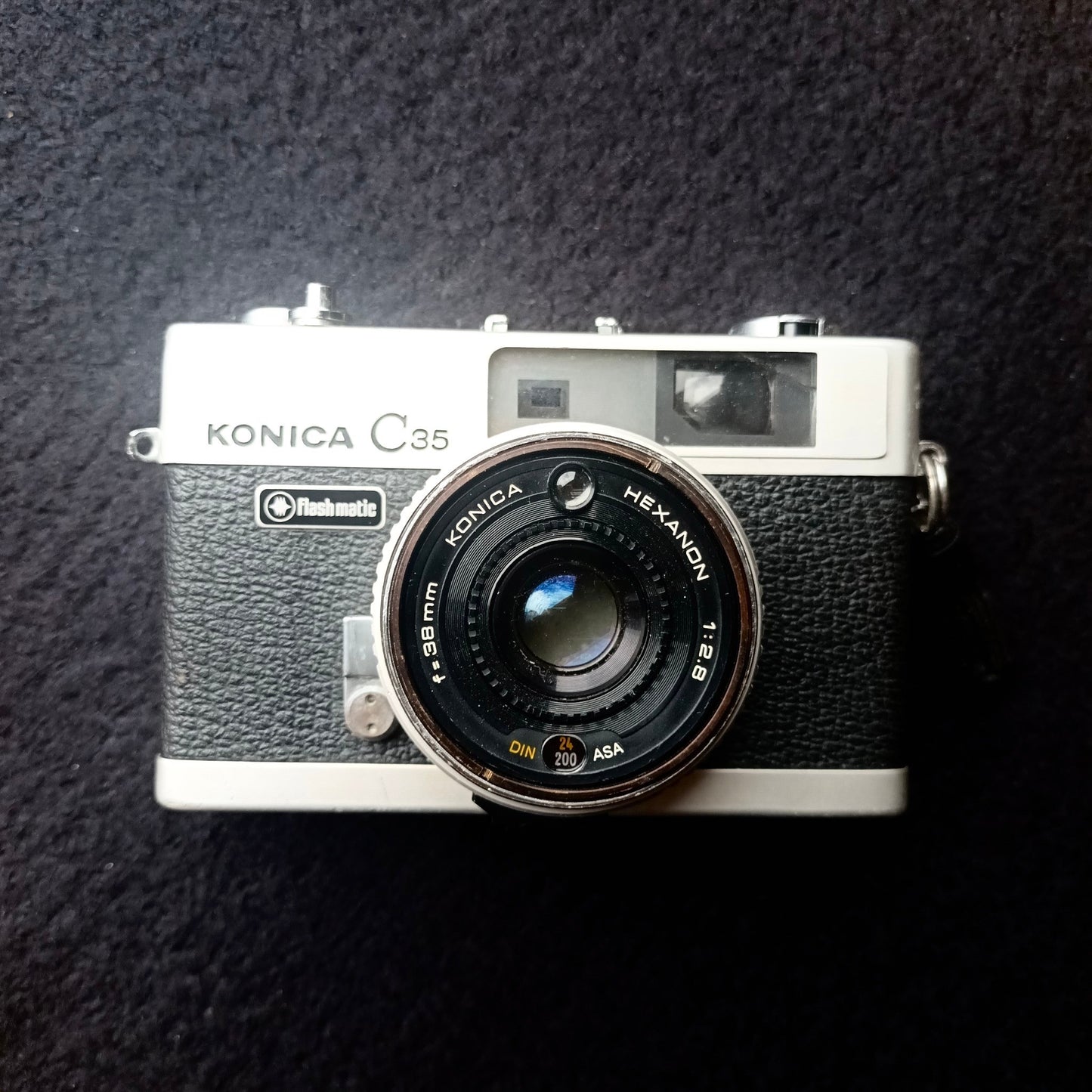 [Sold as-is] Konica C35 Flashmatic