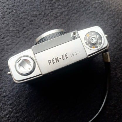 [Sold as-is] Olympus PEN EE-S