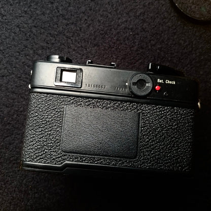 [Sold as-is] Yashica Electro 35 CC