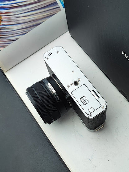 Used Fujifilm X-E4 with XC 15-45mm F3.5-5.6 OIS PZ Digital Camera