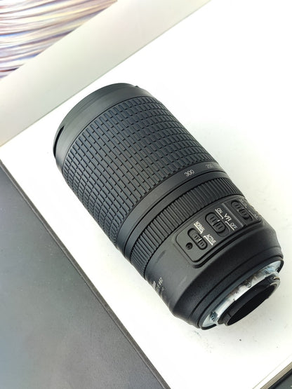 Nikon AF-S 70-300mm F4.5-5.6 G ED VR