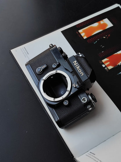 Nikon F2 photomic black