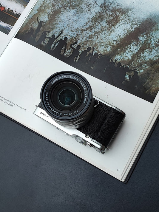 Used Fujifilm X-A2 with Fujinon Super EBC XC 16-50mm F3.5-5.6 OIS II Digital Camera