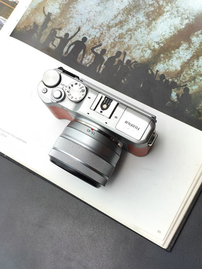 Used Fujifilm X-A5 with Fujinon Super EBC XC 15-45mm F3.5-5.6 OIS PZ Digital Camera
