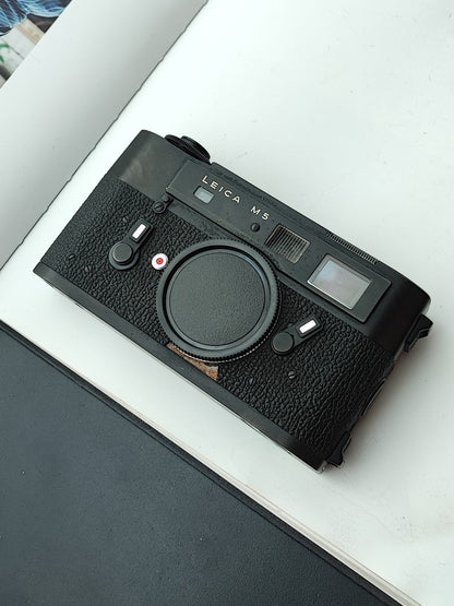 Leica M5 body #1347572