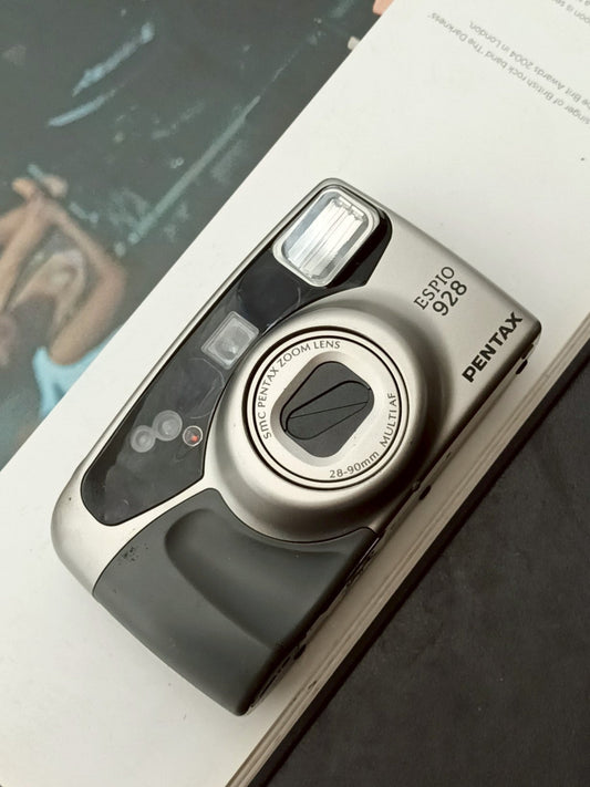 Pentax ESPIO 928