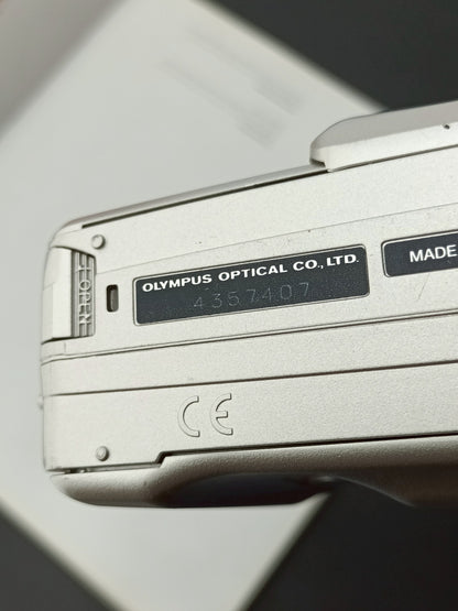 Olympus Superzoom 80G #4357407