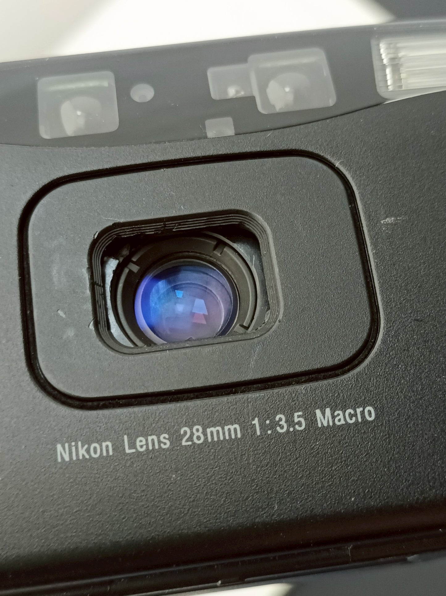 Nikon AF600