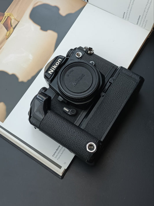 Nikon FE2 black with MD-12