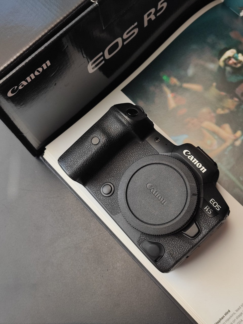 Canon EOS R5 with box – UNIT CAMERA SHOP | BKK