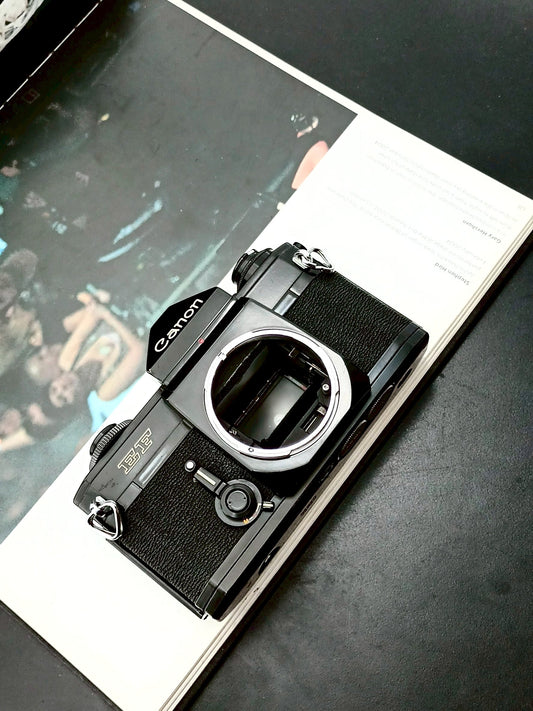 Canon EF black body