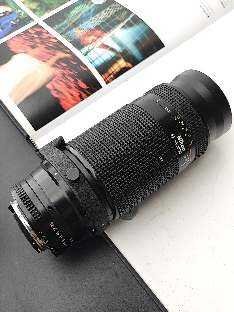 Nikon AF Nikkor 75-300mm F4.5-5.6