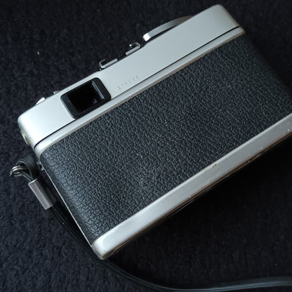 [Sold As-Is] Konica C35 Flashmatic