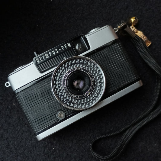 [Sold As-Is] Olympus PEN EE-3