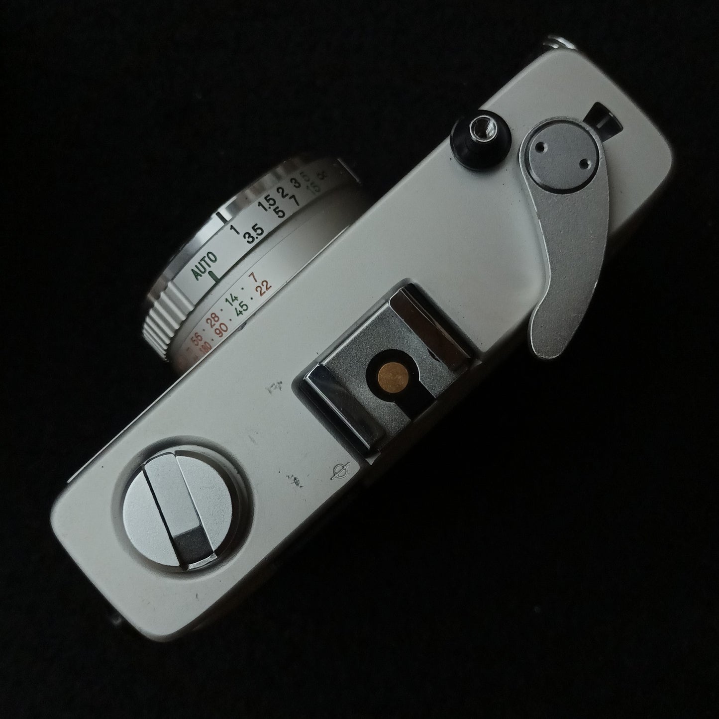 [Sold As-Is] Konica C35 Flashmatic