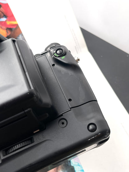 Contax 645 with Carl Zeiss Distagon 45mm F2.8 T*