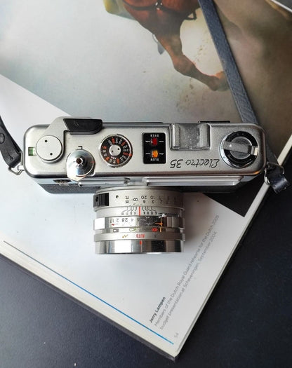 Yashica Electro 35 GS